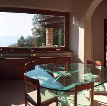 Villa Manobianco Biodola 别墅